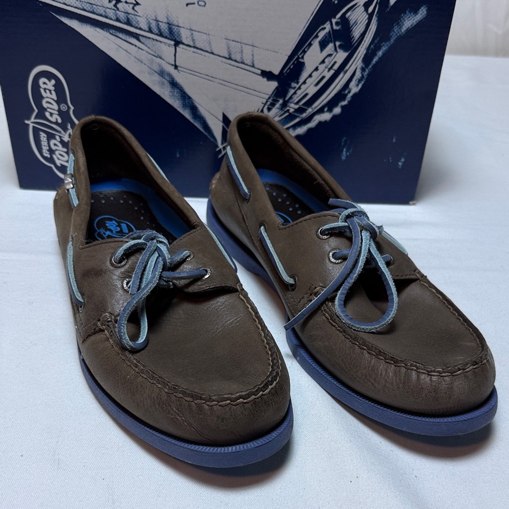Sperry Men's Brown and Blue Boat Shoes